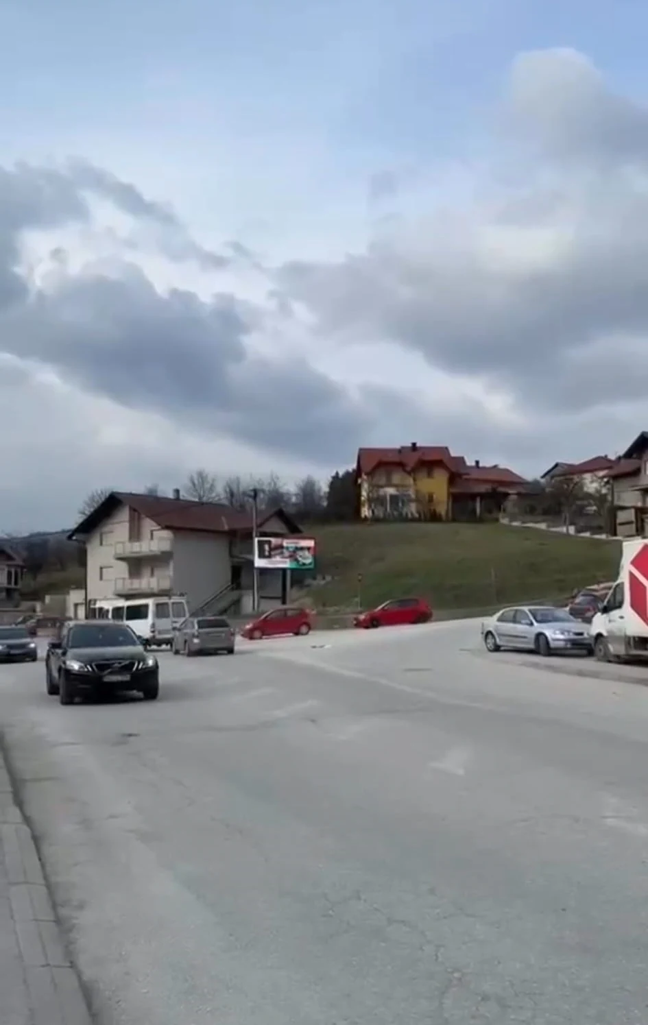 LED zaslon Han Bila – cesta Travnik–Zenica